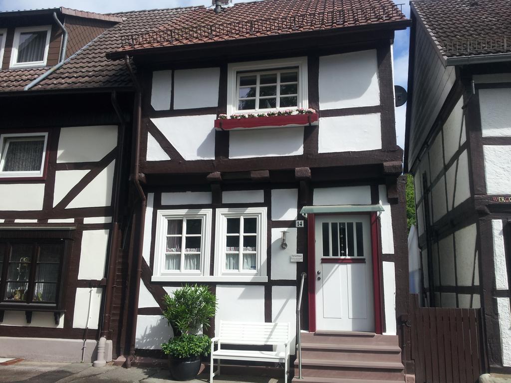 Das Fischerhaus โบเดนแวร์เดอร์ ภายนอก รูปภาพ